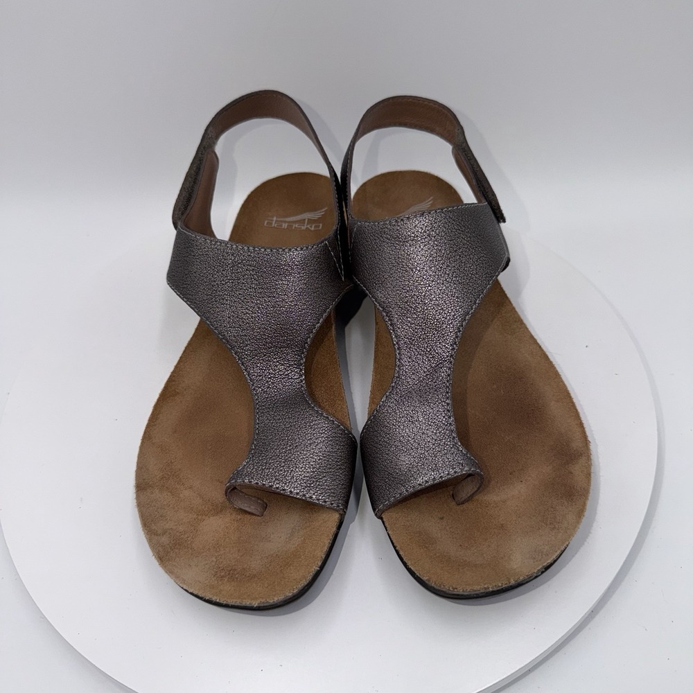 Dansko Reece Sandals Women's 40/10-10.5 Pewter Leather Toe Loop Cork Wedge Shoes - Picture 3 of 8